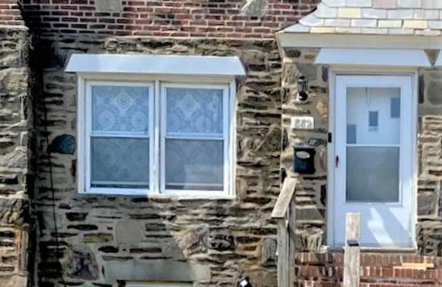 882 Windermere Avenue - 2 - 882 Windermere Avenue, Drexel Hill, PA 19026
