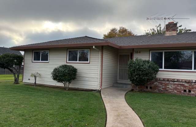 4BD/2BA Home in Lincoln - 384 J Street, Lincoln, CA 95648