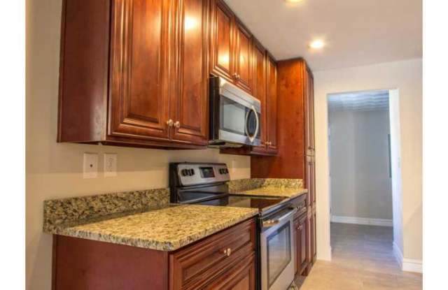 4814 Killam Avenue Gallery 2