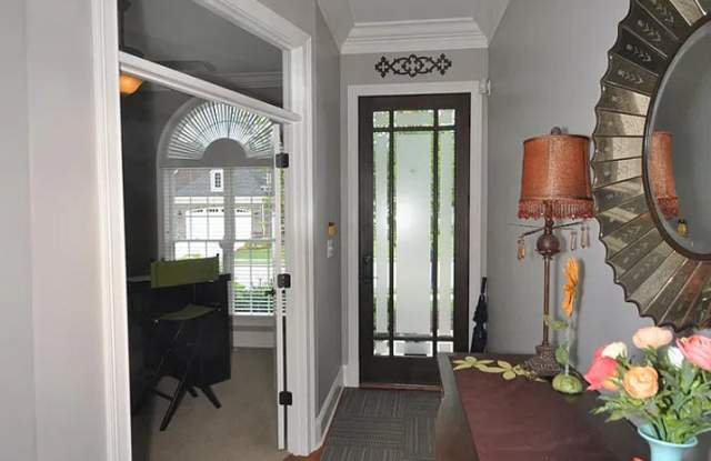 COMING SOON - 3BR/4BA Gorgeous Home in Knoxville - Available 11/1/2026 Gallery 3