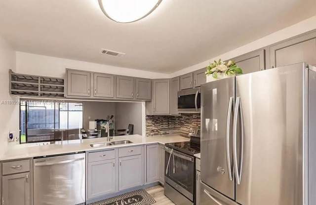 4430 NW 92nd Way photos photos