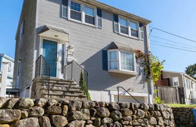 121 Hibiscus Ave. Gallery 1