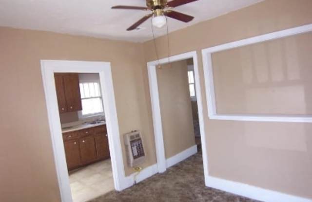 1105 W. Walnut Ave. - 3 photos photos