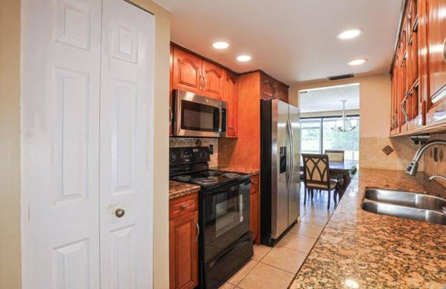 2794 NW 80TH Avenue 2794, Sunrise, FL 33322 - 2414 photos photos