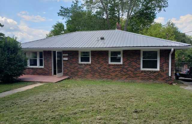 3 Bedroom 1.5 Bath Home in Winston-Salem photos photos 3 Bedroom 1.5 Bath Home in Winston-Salem photos photos