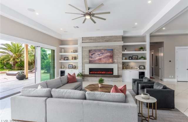 7270 Loma Alta Circle Gallery 1
