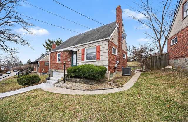 Beautiful 4 Bed 2 Bath Renovated Home! - 4765 Hardwick Drive, Cincinnati, OH 45238