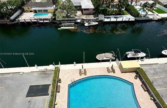 2020 NE 135th St photos photos