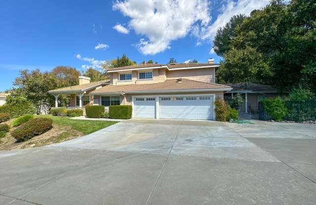 Spacious 6-Bedroom Home with ADU & Views in Newhall! Gallery 1