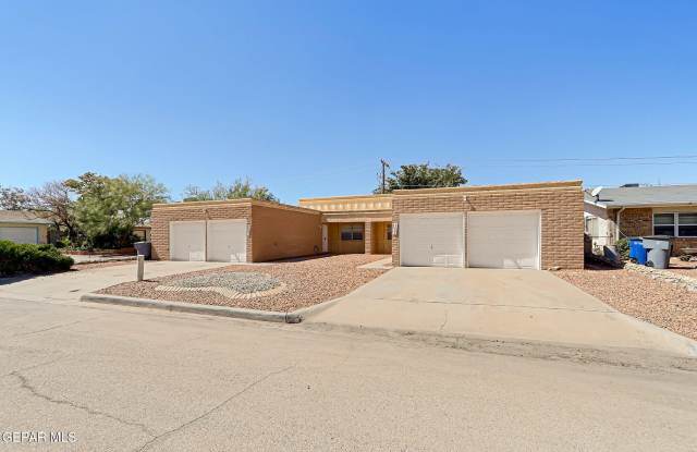 3223 ISLA MORADA Drive Gallery 2