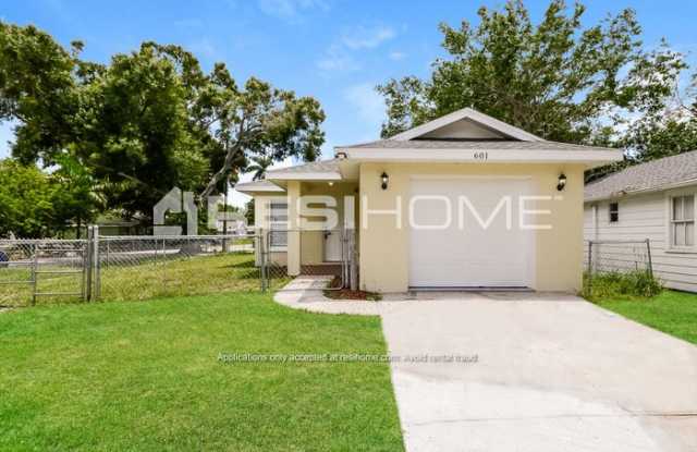 601 27th Avenue West photos photos