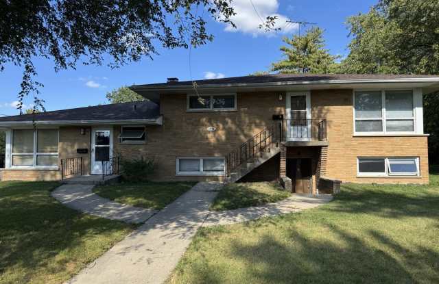 1735 Greene Court - 1735 Greene Court, Aurora, IL 60506
