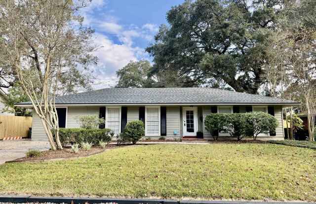 4647 Loyola Drive photos photos