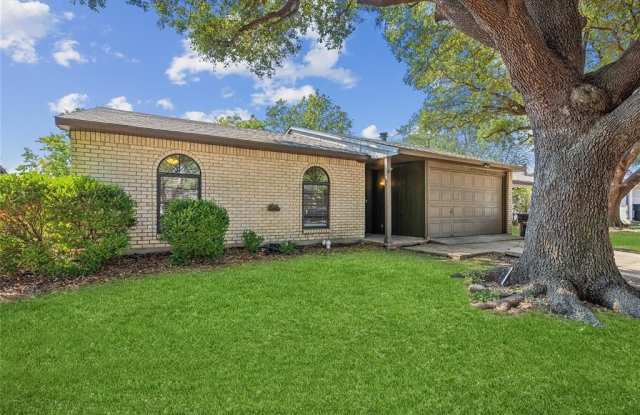 556 Hawthorne Drive - 556 Hawthorne Drive, Allen, TX 75002