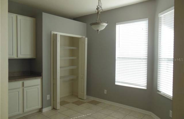 404 HALIFAX BAY COURT Gallery 3