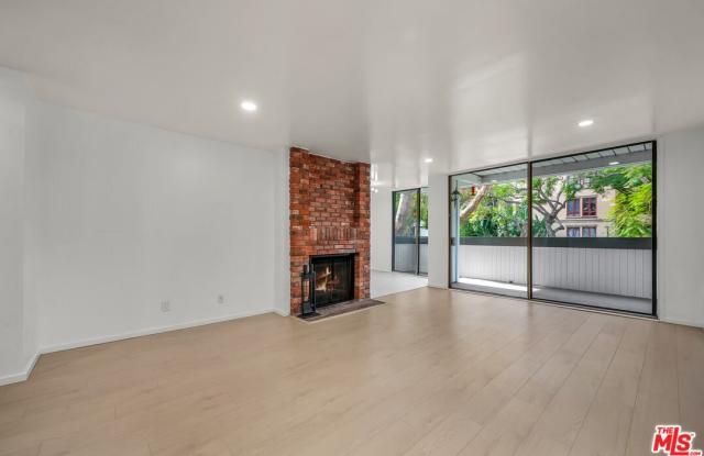 406 N Oakhurst Dr unit: 202 photos photos