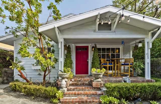 400 Norwich Dr - 400 Norwich Drive, West Hollywood, CA 90069