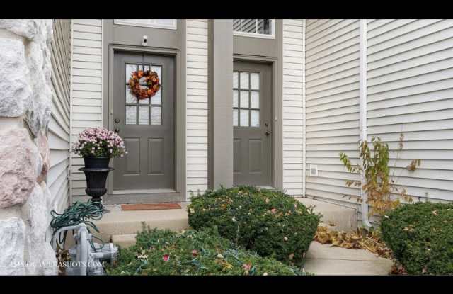 1104 Bromley Ct photos photos