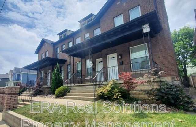 389 St Clair Ave photos photos