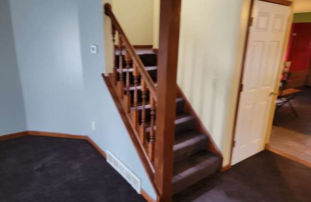 440 Seneca St. Gallery 4
