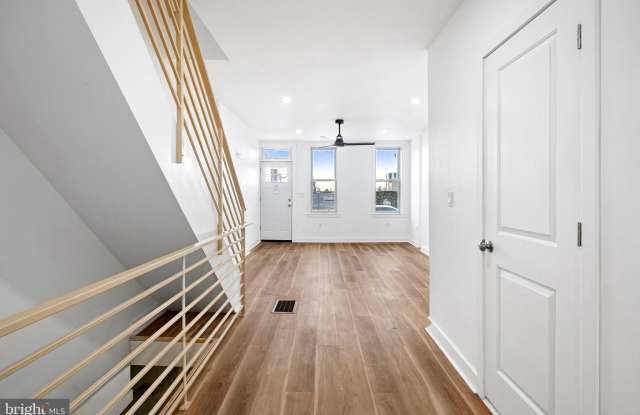 2816 AMBER STREET photos photos