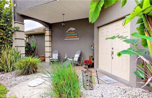 ** 4 Bed/3.5 Bath Single Family ~ 2 Car Garage Single Family Home ~ Available NOW ** photos photos