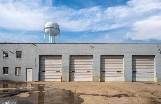 41 RV Parkway Gallery 3