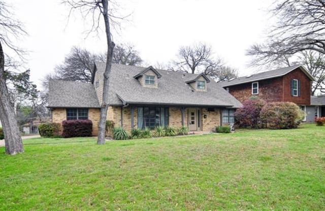 909 Knott Place - 909 Knott Place, Dallas, TX 75208