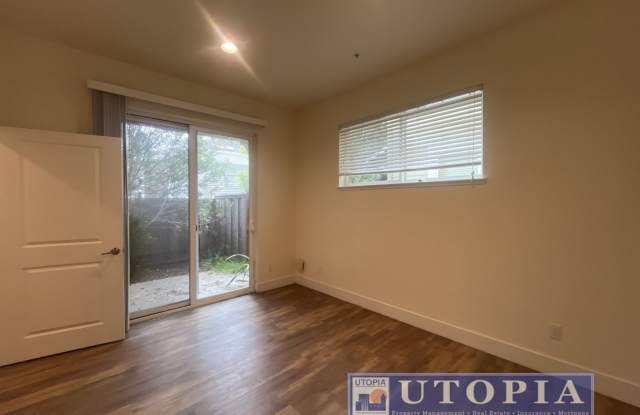 Beautiful and Spacious 3-bedroom, 3.5-bathroom Townhouse Located in the heart of Seabright. Gallery 2