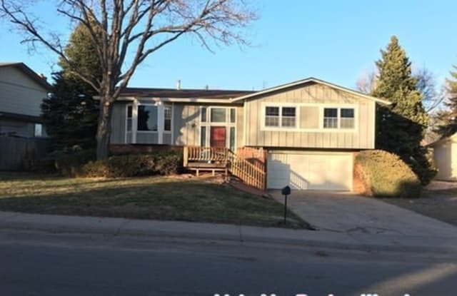7113 W Roxbury Plaza - 7113 West Roxbury Place, Columbine, CO 80128
