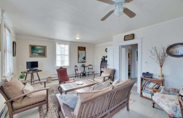 513 5th Street - 513 5th Street, Greenport, NY 11944