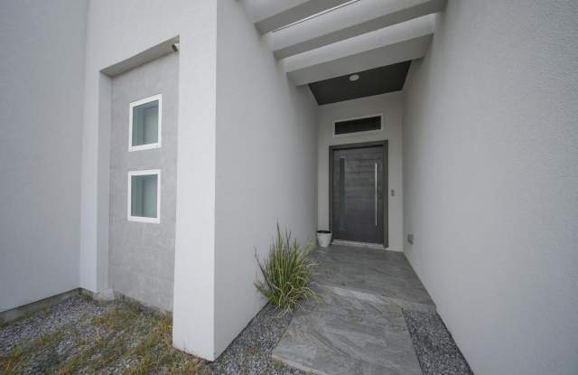 2505 Lucia Ct Gallery 3