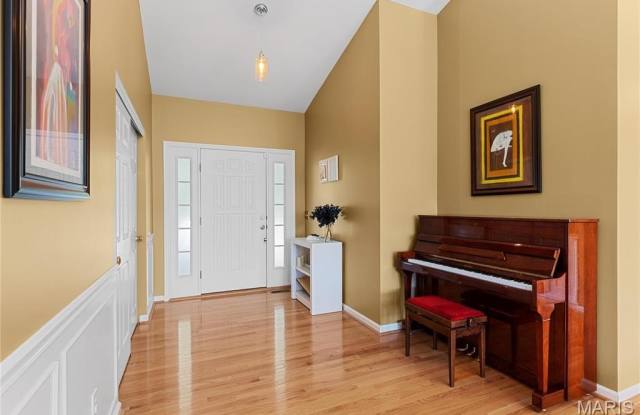 1248 Yorktown Drive Gallery 3
