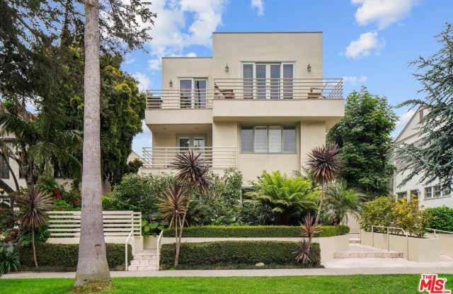 938 12th St - 938 12th Street, Santa Monica, CA 90403