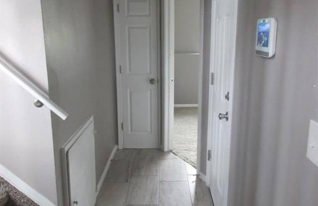 649 Autumn Place Gallery 2