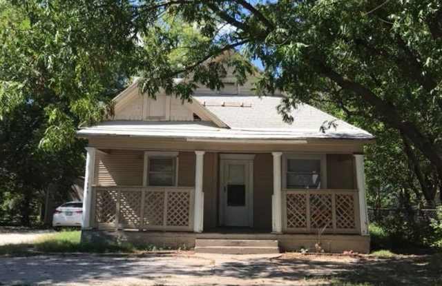 1445 S Hydraulic | 2 Bedroom, 1.5 Bathroom photos photos