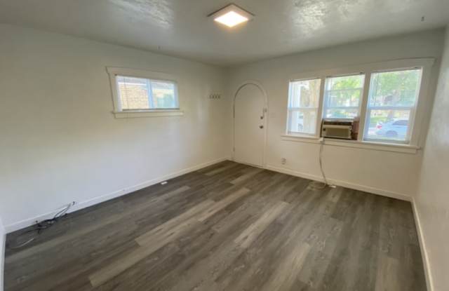 180 East Williams Avenue Gallery 3