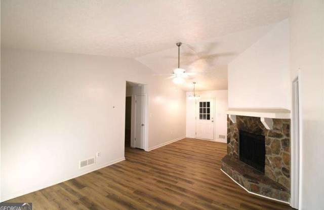 1485 Scenic Highway N Gallery 3