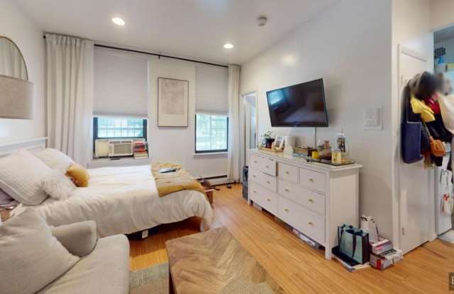 170 West 25th Street photos photos