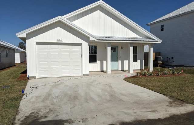 BRAND NEW! Very nice 3/2 with open floor plan! Close to TAFB photos photos