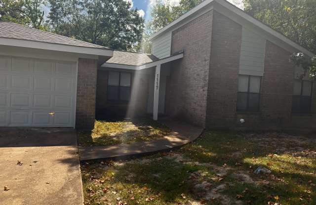 1117 Jefferson Ave - 1117 Jefferson Avenue, Lufkin, TX 75904