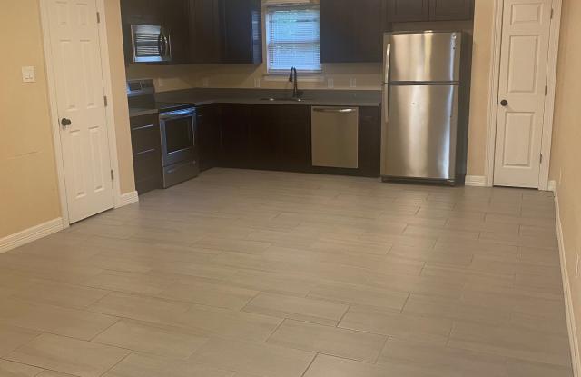 320 Gage Avenue photos photos