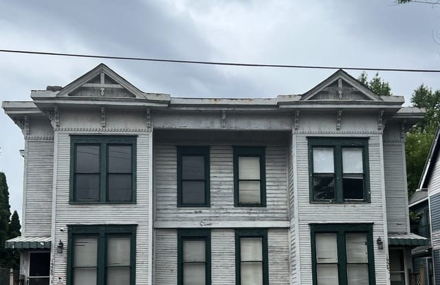 1526 East 49th Street - UP - 1526 East 49th Street, Cleveland, OH 44103