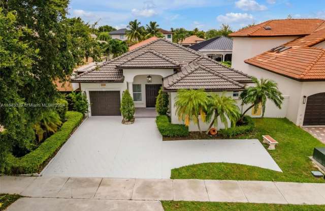 8708 NW 147th Ln - 8708 Northwest 147th Lane, Miami Lakes, FL 33018