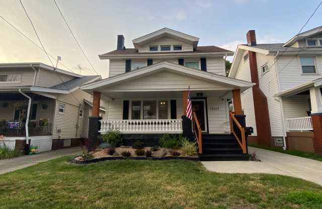 10624 St Mark Ave - 10624 Saint Mark Avenue, Cleveland, OH 44111