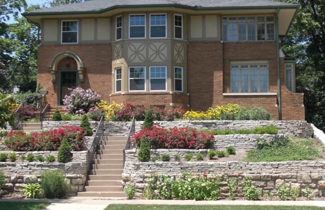1110 Ward Parkway - 1 - 1110 Ward Pkwy, Kansas City, MO 64112