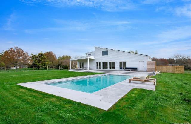 420 Old Farm Road photos photos