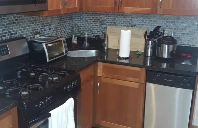 191 Maverick St. photos photos