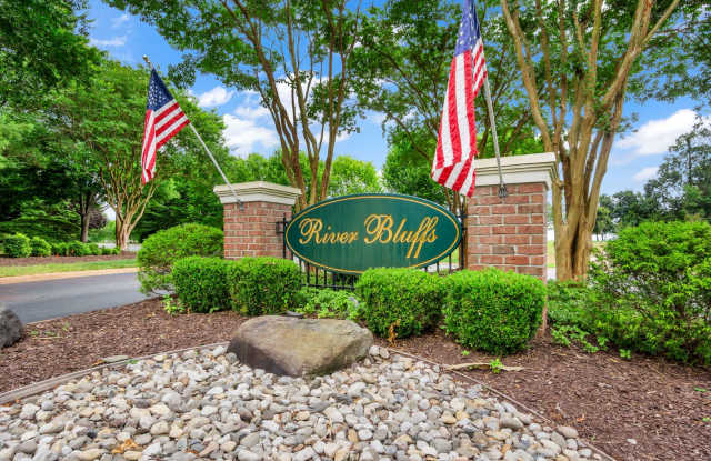 Kingsmill-River Bluffs photos photos