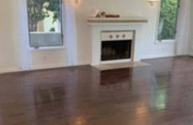8585 Airdrome Street Gallery 3